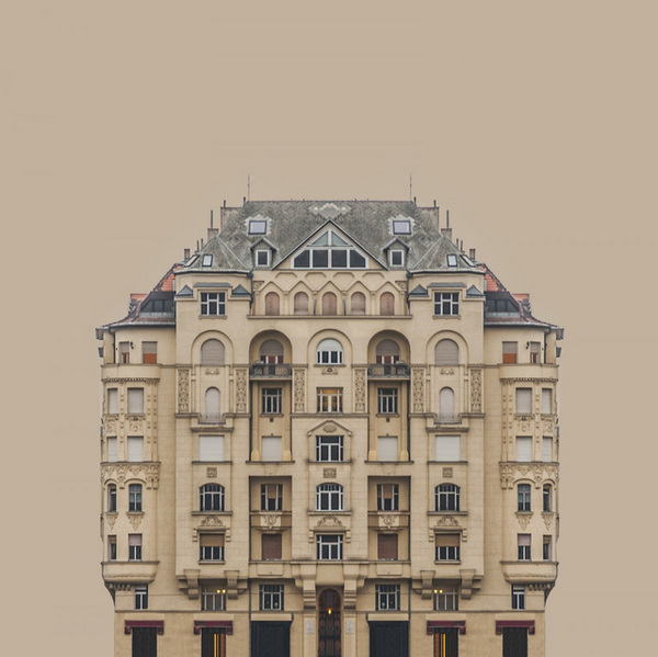 3. Tác phẩm: Urban Symmetry. Nhiếp ảnh gia: Zsolt Hlinka (Hungary). Hạng: Chuyên nghiệp. Thể loại: Kiến trúc