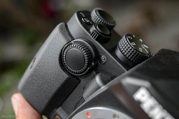 Máy ảnh Pentax KP mới nhất, ISO cao, nhỏ gọn, thiết kế đẹp 57 may anh pentax kp moi nhat iso cao nho gon thiet ke dep 14 1