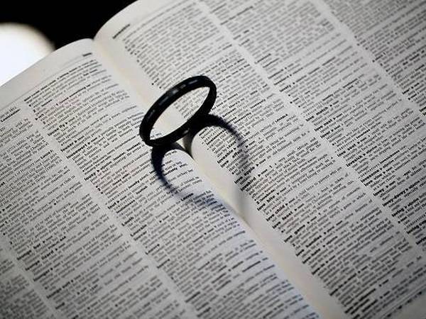 Bóng đổ trở thành tâm điểm của bức ảnh.