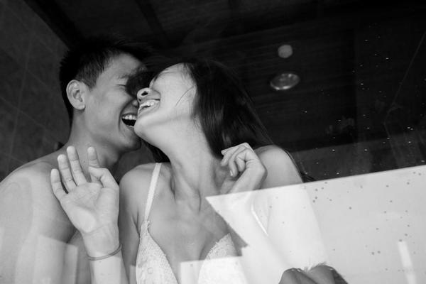 tro chuyen ve viec tao dang trong chup anh cuoi 1 1