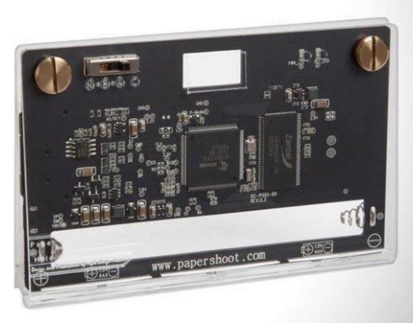 chiec may anh sieu nho gon trong suot va co tu rap mot cach de dang 5 1