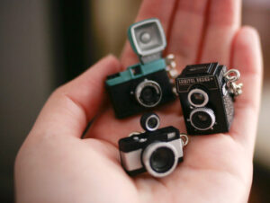 co nen mua may anh cu da qua su dung 4