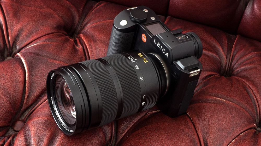 Máy ảnh Leica SL mẫu máy ảnh không gương lật dành cho các nhiếp ảnh gia chuyên nghiệp.
