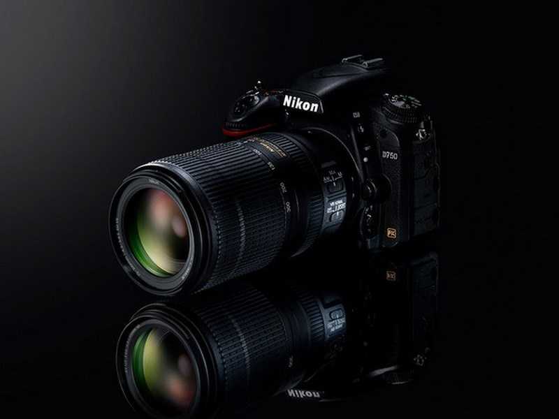 Máy ảnh Nikon AF-P 70-300mm f/4.5-5.6E ED VR sẽ có giá 700 USD khi có mặt trên các kệ hàng, nhưng thời gian ra mắt thị trường thì vẫn chưa được công bố.