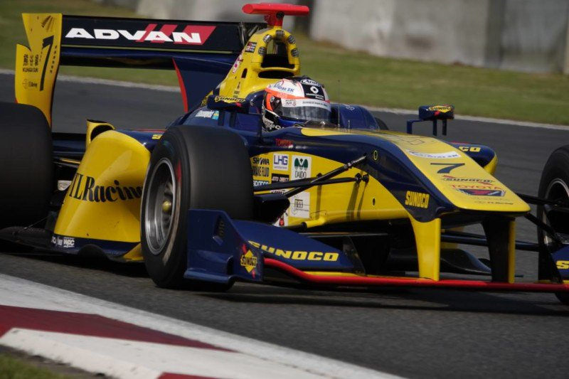 Sony trình làng RX10 IV tốc độ chụp siêu nhanh 24fps 18 sony trinh lang rx10 iv toc chup sieu nhanh 24fps lens 24 600mm 6 1