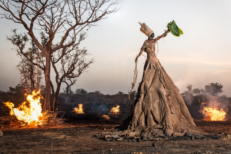 tuong bo anh haute couture voi thoi trang rac tai senegal chau phi 4 1