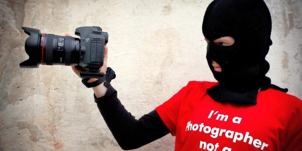 su phia sau nhung buc anh dep lung linh tren mang 3