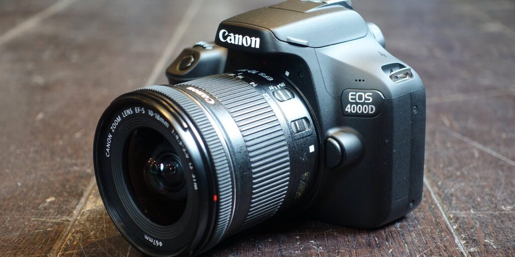 canon 4000d chiec dslr re nhat canon tung san xuat 1 4