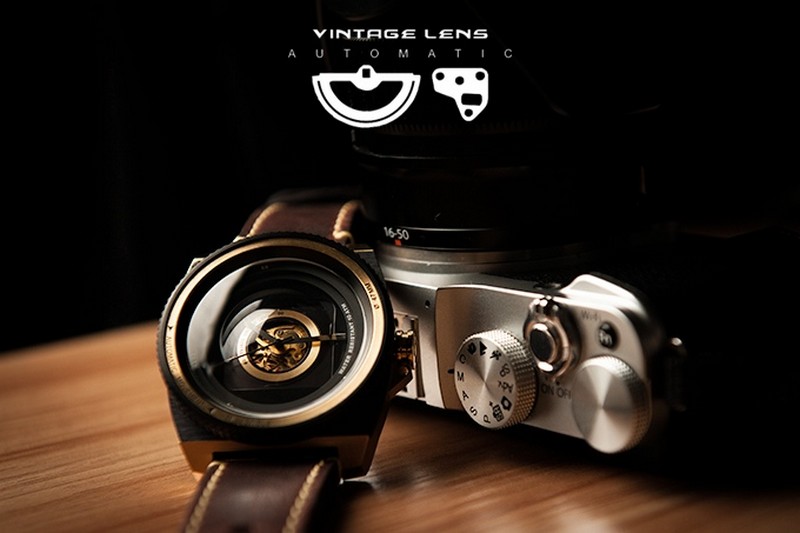 Đồng hồ Vintage Lens ($290) cũng với thiết kế lấy ý tưởng từ ống kính cổ (vintage).