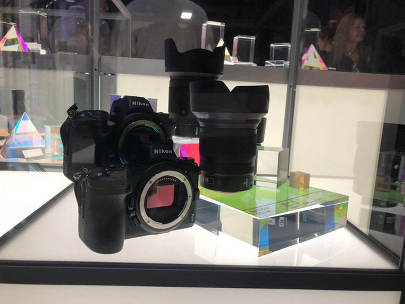 may anh khong guong lat mirrorless la gi 5 2