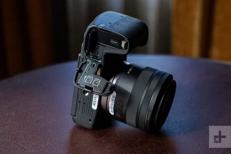 Tổng quan Máy ảnh mirrorless full-frame Canon EOS RP: Bản thu nhỏ của EOS R