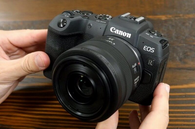 Tổng quan Máy ảnh mirrorless full-frame Canon EOS RP: Bản thu nhỏ của EOS R